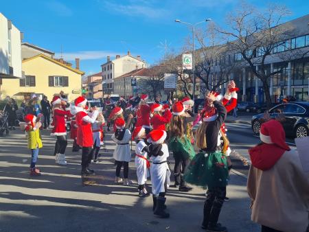 Božični ples na ulici, Vir: Arhiv Občine Sežana